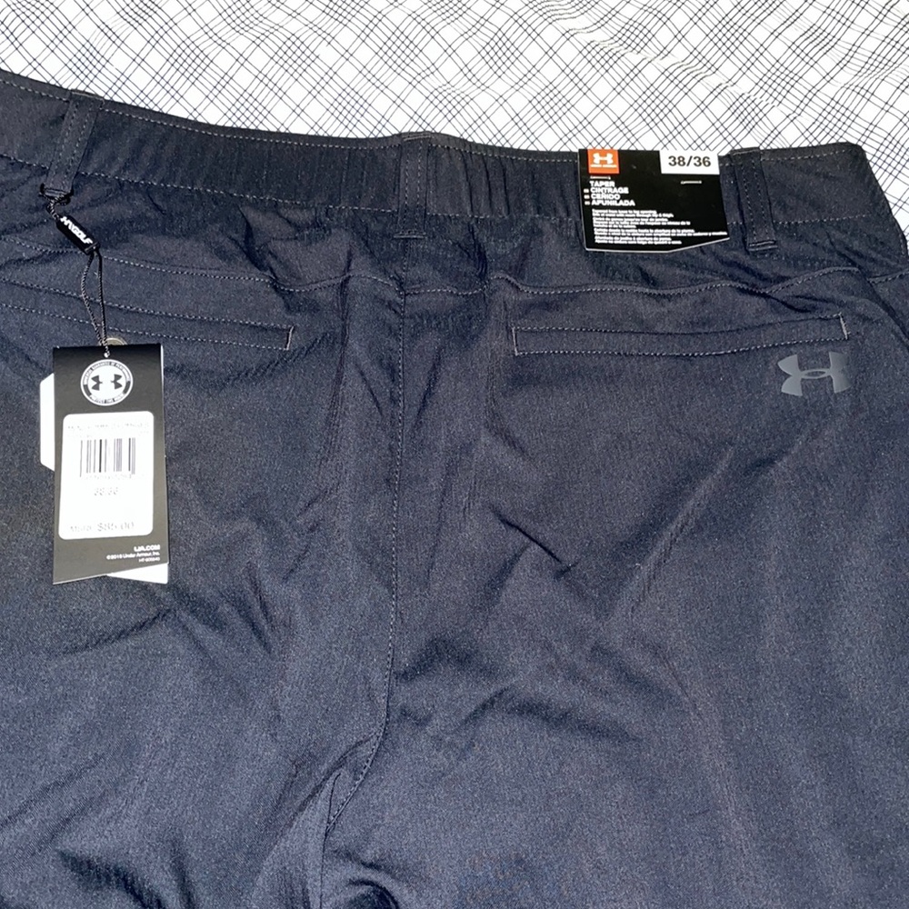 New UA golf pants  Taper Cintrage New with Tags size 38/36. Black